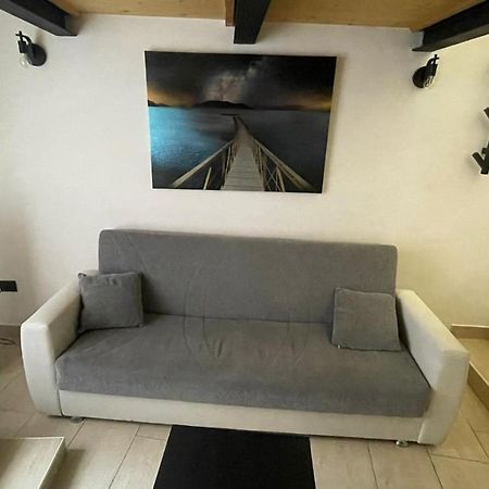 Lolly House Villa เนเปิลส์ ภายนอก รูปภาพ